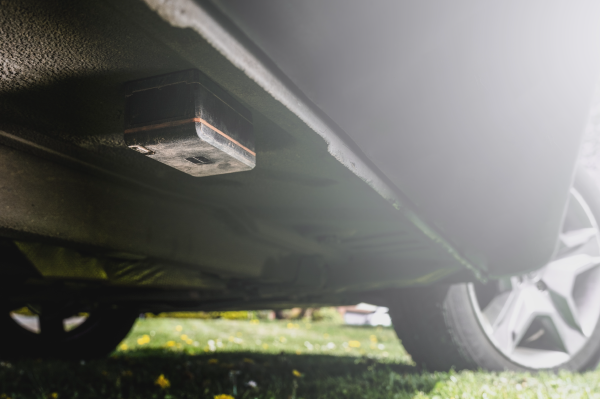 Lightbug Pro GPS Tracker with Magnetic Mount